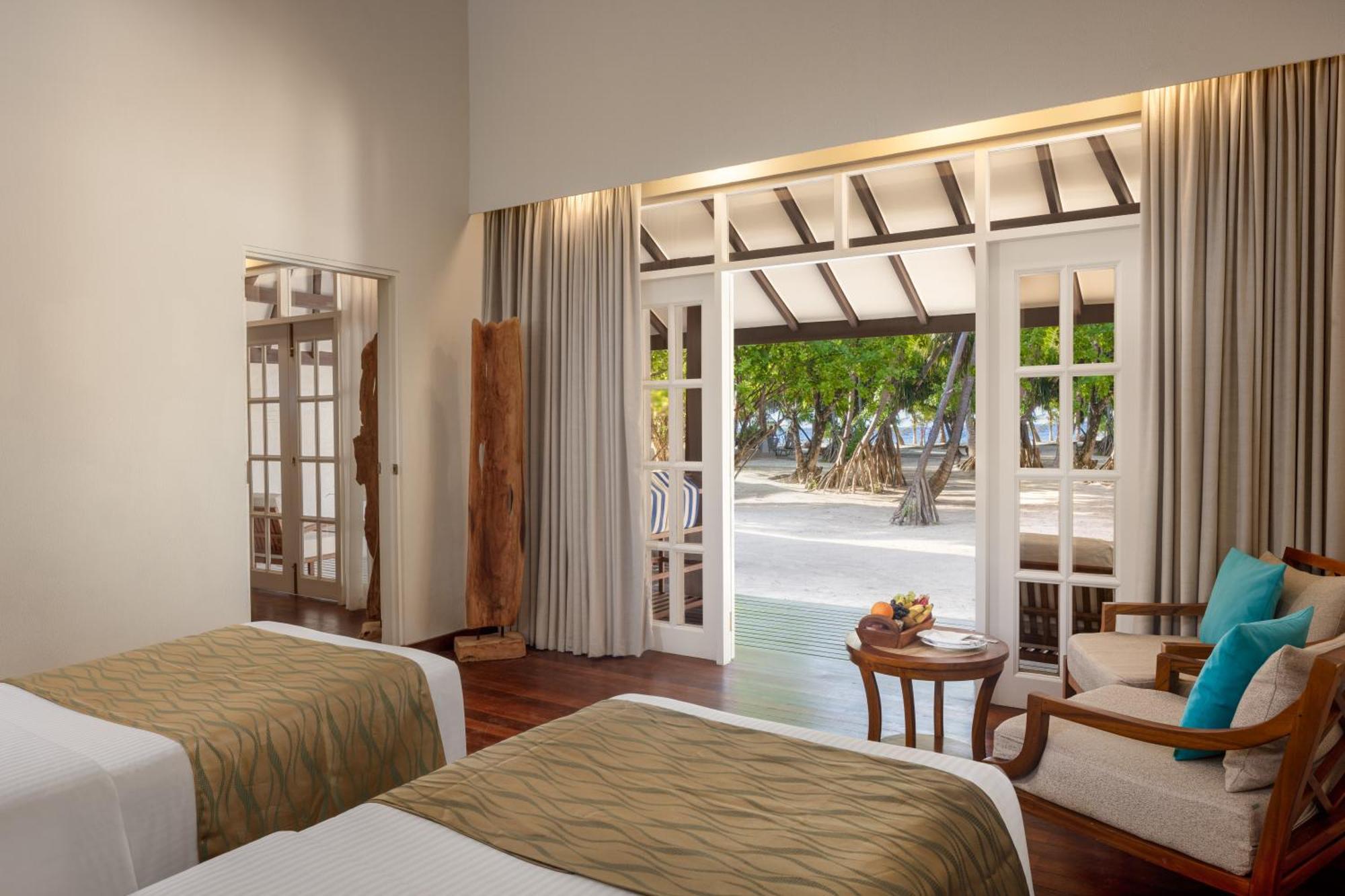 Adaaran Select Meedhupparu - Complimentary Stay For 1 Child For Stays Between April 2025 To September 2025 Meedhoo  Exterior foto