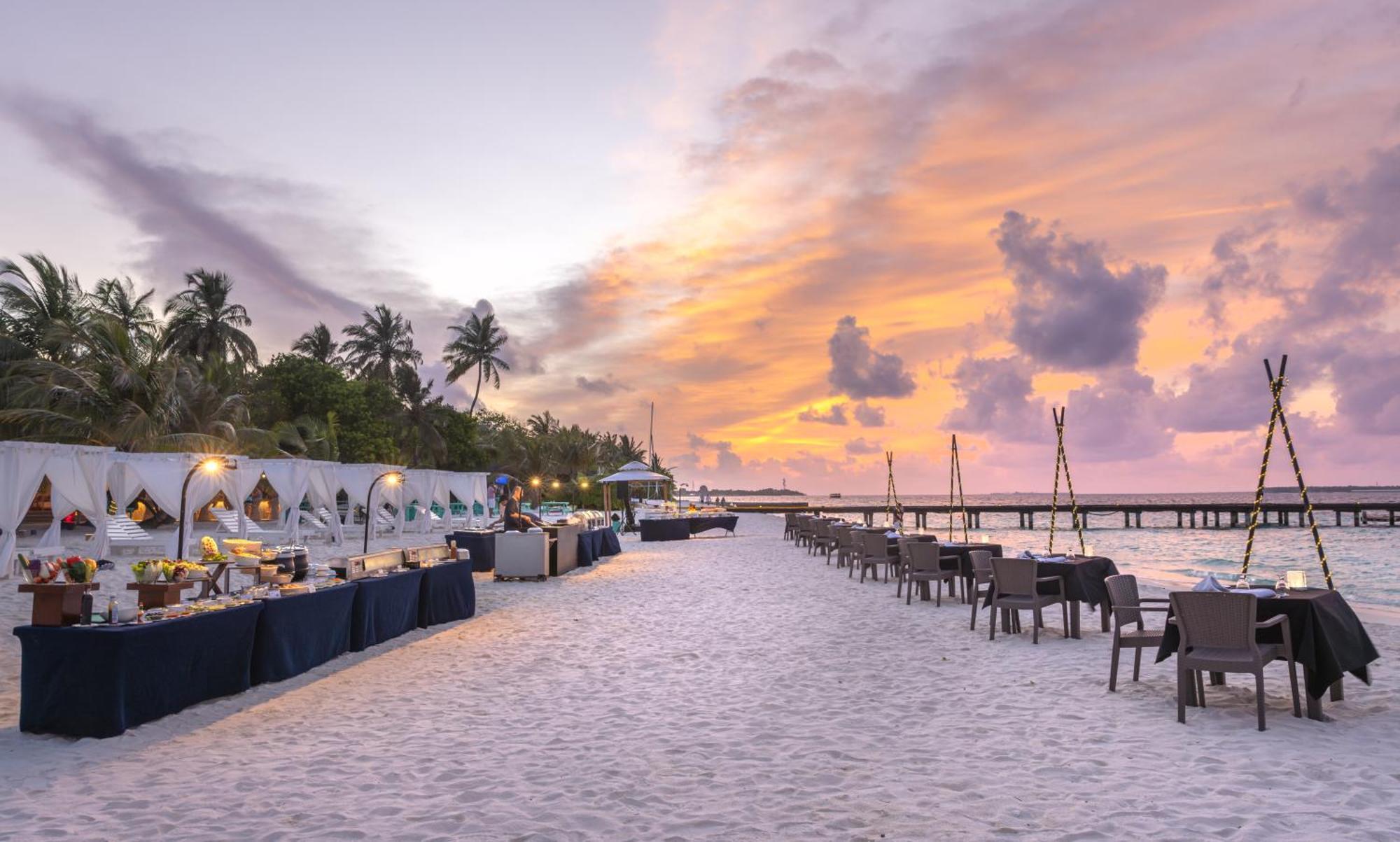 Adaaran Select Meedhupparu - Complimentary Stay For 1 Child For Stays Between April 2025 To September 2025 Meedhoo  Exterior foto
